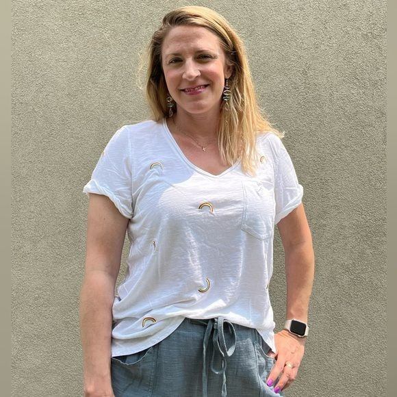 T.La Anthropologie Rainbow Classic V-Neck Tee